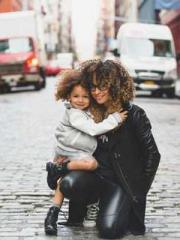 Lu Zongapos;s Hidden